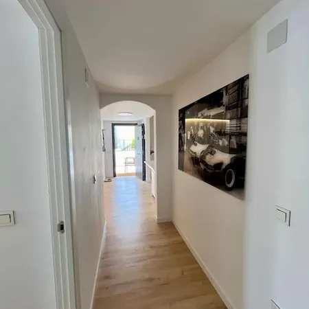 Casa Fina Urb El Dorado Daire