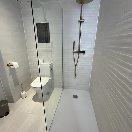 Casa Fina Urb El Dorado *