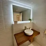 Casa Fina Urb El Dorado * Marbella