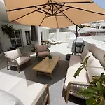 Casa Fina Urb El Dorado