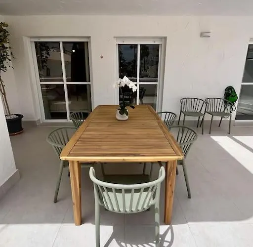 Apartament Casa Fina Urb El Dorado *