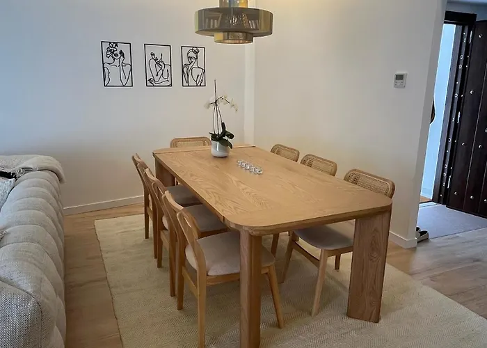 Casa Fina Urb El Dorado Marbella