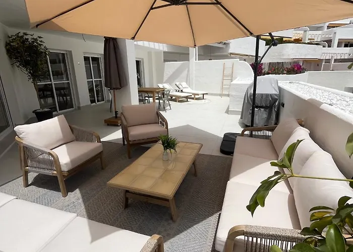 Casa Fina Urb El Dorado