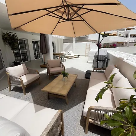 Casa Fina Urb El Dorado