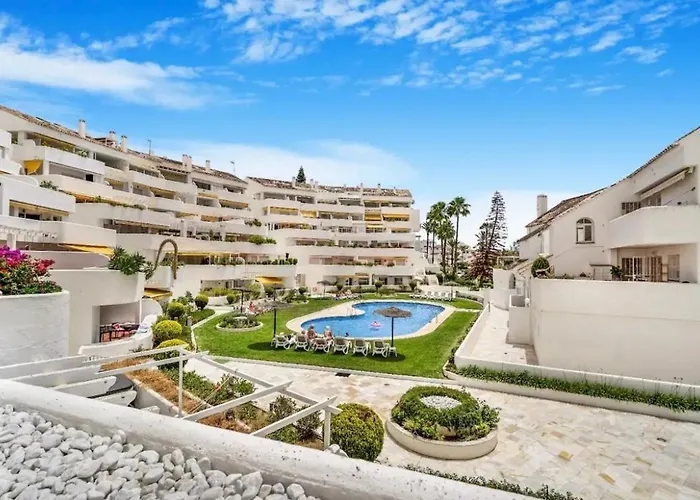 Casa Fina Urb El Dorado